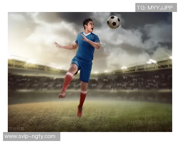 实况足球2012射门技巧解析助你轻松进球的秘诀与实战经验分享